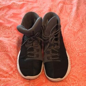 Under Armour Basketball shoes